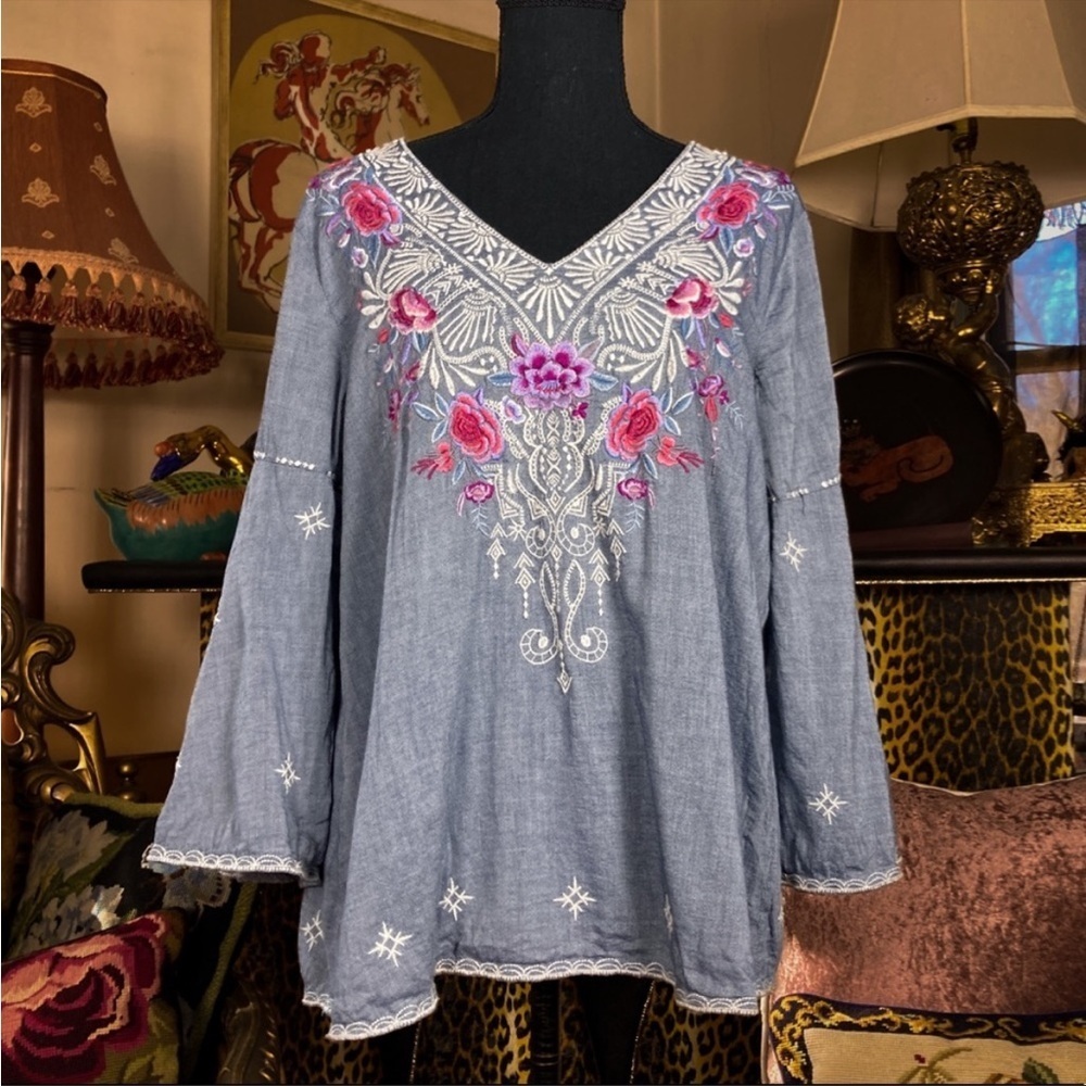Johnny Was Workshop Floral Embroidered Tunic Top Size Small